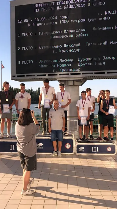 7aed0e12-b560-419d-a7d2-f0d83e248dec