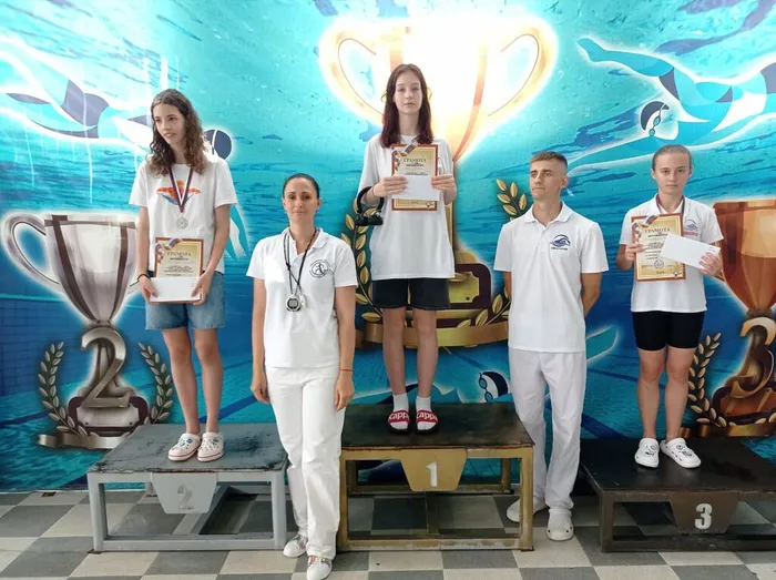 4b6d9b18-998e-4aba-9c3b-7cc3f2e83c80