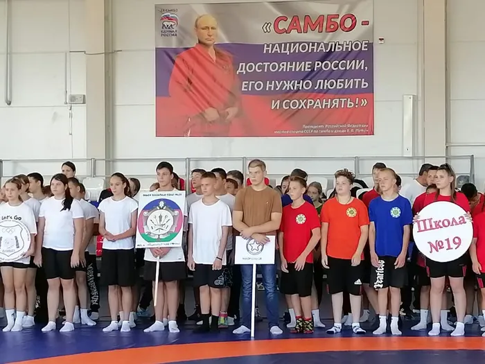 ee51bc06-0e9c-408c-9322-1a6b87af9847