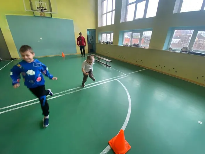 c784df58-50dd-429d-9697-f5e9fe8b7b8e